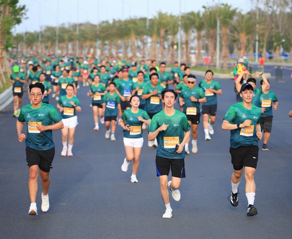 Cần Giờ lột xác thần tốc, đẹp mê hoặc trong ngày tranh tài VnExpress Marathon Green Paradise 2026