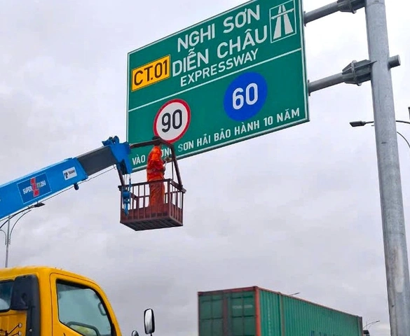 Tập đoàn Sơn Hải đề xuất bảo hành công trình 10 năm và cắm biển bảo hành trên cao tốc: Không được thông qua