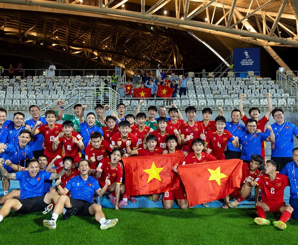 U17 Việt Nam dự World Cup và dấu ấn thầm lặng của bầu Hiển