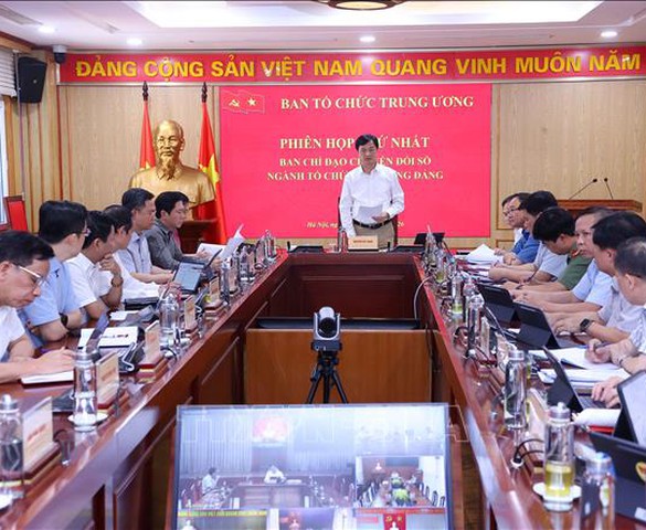 Phiên họp thứ nhất Ban Chỉ đạo chuyển đổi số ngành Tổ chức xây dựng Đảng