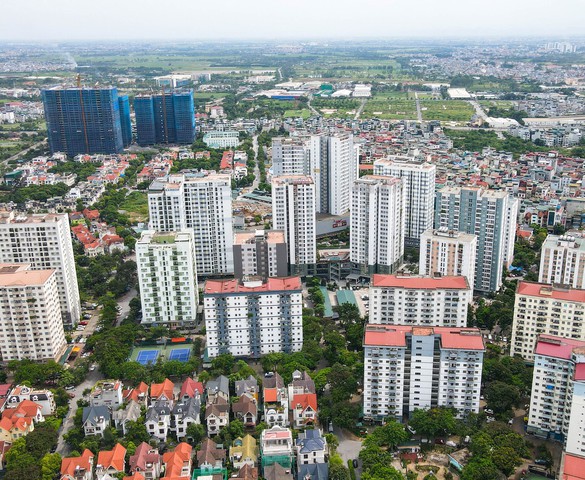 Giải mã câu chuyện thanh khoản chậm và phép thử "cắt lỗ"