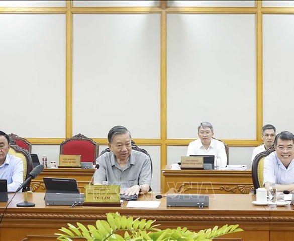 Bộ Chính trị cho ý kiến hoàn thiện thể chế vượt trội, tạo động lực mới để TP Hồ Chí Minh phát triển nhanh, bền vững