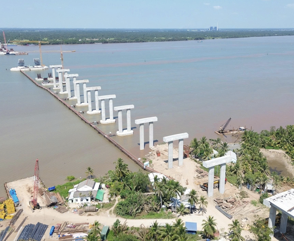 Cầu vượt sông 8.000 tỷ xoá bỏ toàn bộ các bến phà lâu đời, rút ngắn khoảng 80km từ miền Tây đến TP. HCM: Đã hoàn thành 70%, 2 năm nữa thông xe