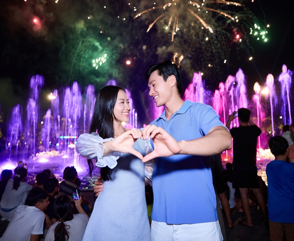 Sướng như cư dân Sun Urban City: Xem nhạc nước, ngắm pháo hoa, chơi công viên mỗi ngày