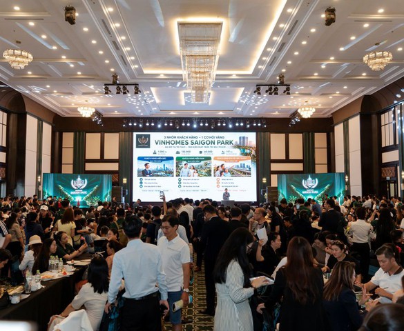 Vinhomes Sài Gòn Park “nóng” hơn thời tiết TP.HCM: Nghìn người chen chân tìm cơ hội an cư tại trung tâm mới phía Tây Bắc