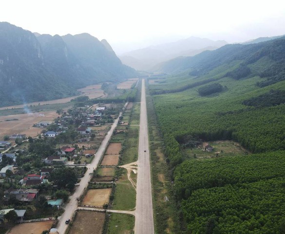Việt Nam có một sân bay dã chiến nằm ẩn mình giữa dãy Trường Sơn, chỉ xuất kích một trận nhưng đi vào lịch sử