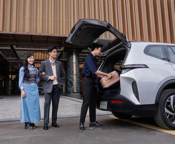 Tài xế dịch vụ “chấm” VinFast Limo Green vì “mỗi chuyến đi như cuộc dạo chơi vui vẻ”
