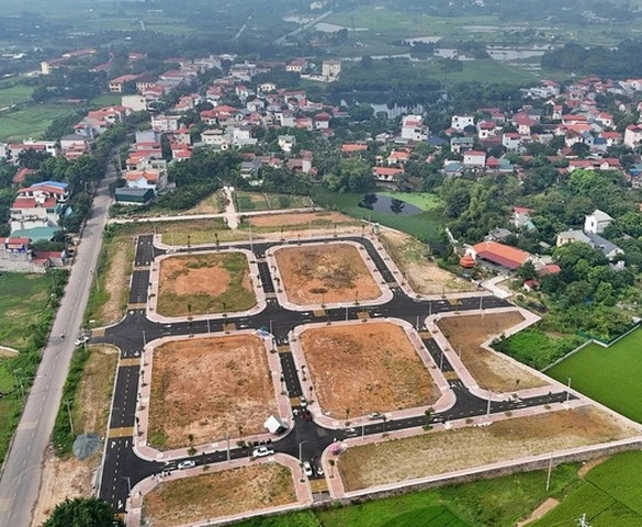 Đất nền vùng ven Hà Nội 'rớt giá', giảm sâu đến cả tỷ đồng