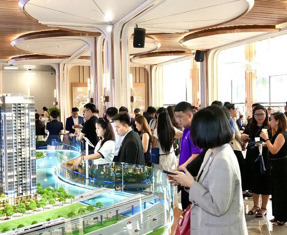 Dòng tiền vẫn ưu tiên bất động sản trung tâm, Cloud9 Tower thu hút sự quan tâm trong ngày mở bán
