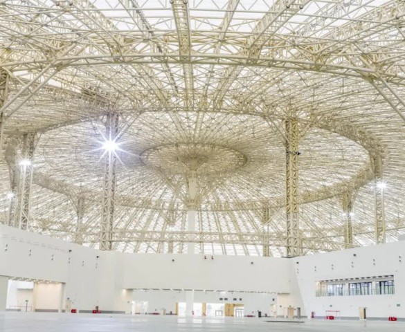 Việt Nam sở hữu mái vòm thép 105.000m2 lớn nhất thế giới: Hơn 100.000 nút thép được lắp ghép với sai số chỉ 3mm, hoàn thành trong 10 tháng