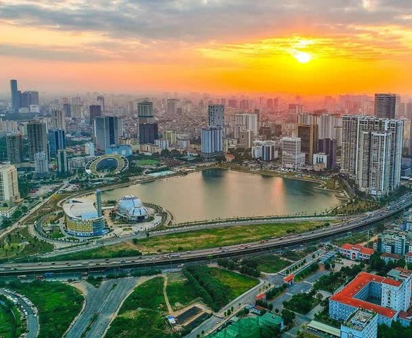 Tín hiệu mới từ thị trường bất động sản: TP.HCM dẫn dắt nhu cầu, Hà Nội điều chỉnh mặt bằng giá