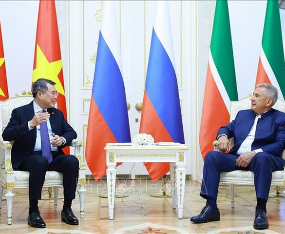 Thủ tướng Chính phủ Lê Minh Hưng gặp người đứng đầu Cộng hoà Tatarstan