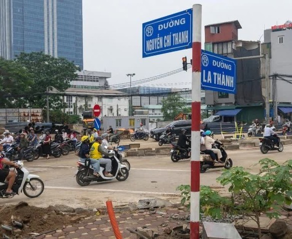 Từ hôm nay, Hà Nội cấm lưu thông trên đường La Thành để thi công tuyến vành đai 'đắt nhất hành tinh'