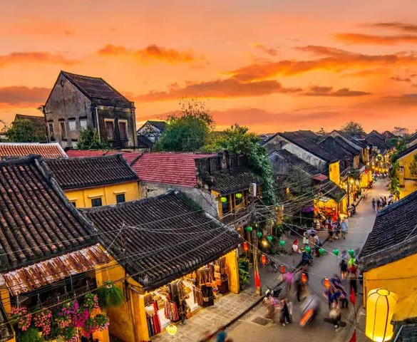 Việt Nam có 1 con phố hơn 400 năm tuổi từng là "cửa ngõ thế giới", nay được quốc tế vinh danh điểm đến hàng đầu châu Á