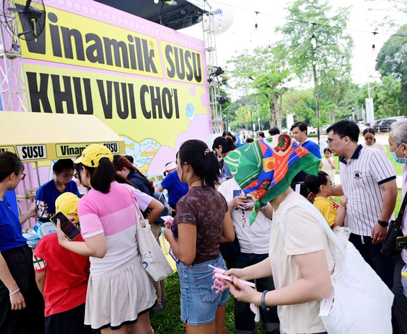 Hàng nghìn trẻ em hào hứng “chơi để học” cùng Vinamilk tại Phú Mỹ Hưng