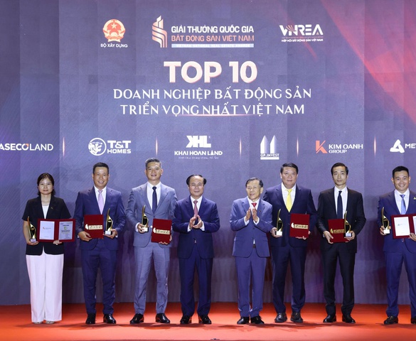 Vinh danh Top 10 doanh nghiệp bất động sản triển vọng nhất Việt Nam