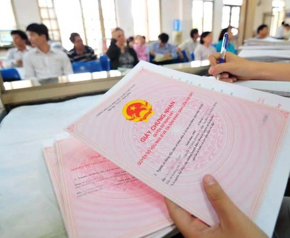 Từ giờ, đất giao trái thẩm quyền vẫn có thể được cấp sổ đỏ