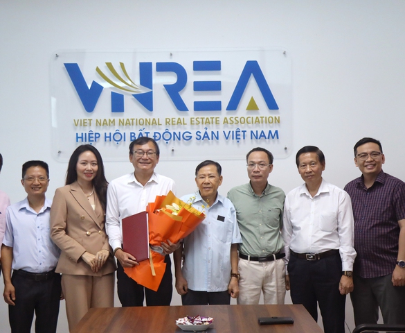 Bổ nhiệm PGS. TS. Nguyễn Quang Tuyến làm Trưởng ban Pháp chế Hiệp hội Bất động sản Việt Nam