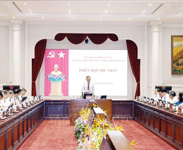 Tổng Bí thư, Chủ tịch nước Tô Lâm: Tạo chuyển biến đo được trong cắt giảm thủ tục hành chính, tháo gỡ điểm nghẽn thể chế