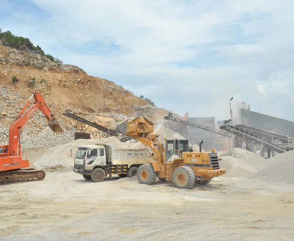 TP.HCM duyệt khu vực không đấu giá quyền khai thác mỏ đá xây dựng Châu Pha
