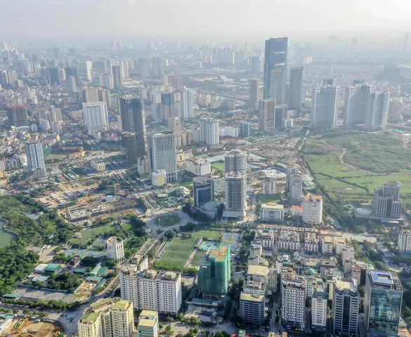 Làn sóng tuyển dụng nhân sự của các "ông lớn" trong ngành địa ốc, xây dựng