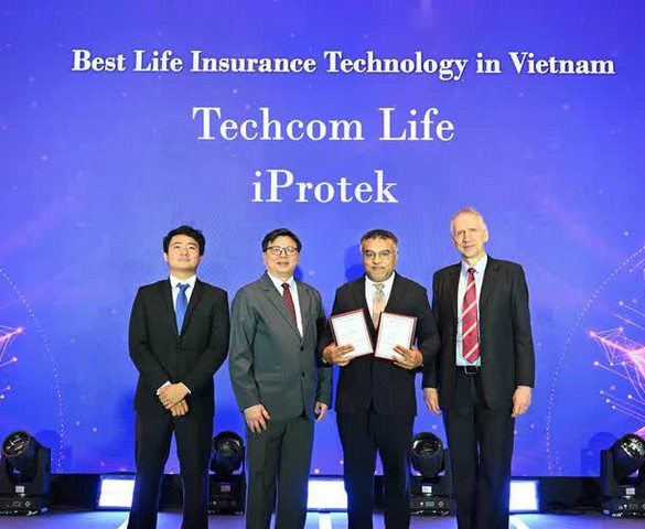 Techcombank và Techcom Life ghi dấu ấn đậm nét tại đấu trường châu lục với 3 giải thưởng từ The Asian Banker 2026
