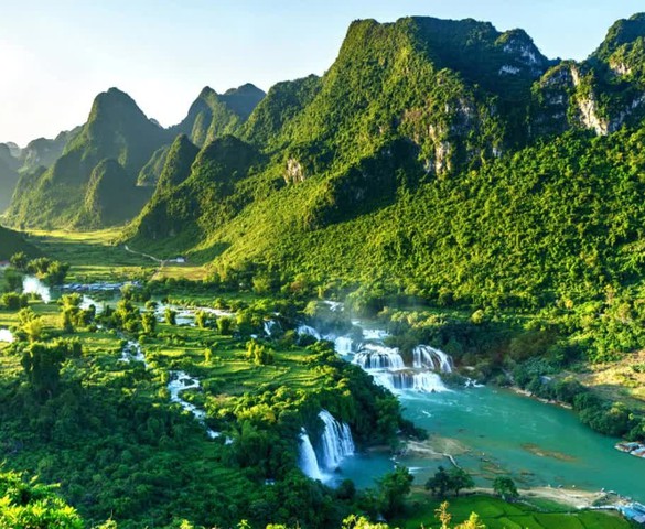 Tỉnh miền núi phía Bắc mời doanh nghiệp của bầu Hiển đầu tư phát triển kinh tế cửa khẩu