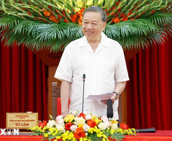 Đổi mới phương thức lãnh đạo của Đảng để làm cho đất nước phát triển bền vững