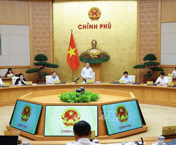 Chính phủ yêu cầu hoàn thiện 15 dự án luật, nghị quyết