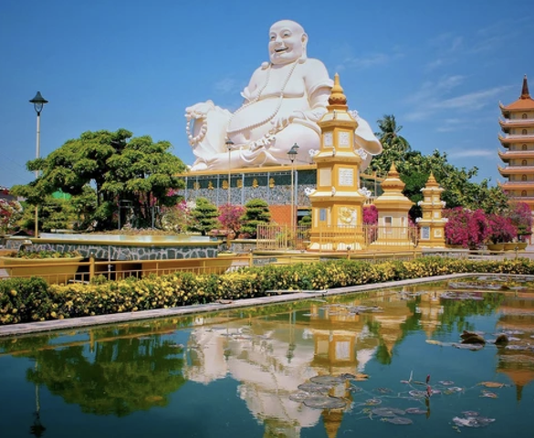 Lần đầu tiên trong lịch sử, Việt Nam có một công trình tâm linh đứng chung bảng xếp hạng với Trung Quốc về quy mô lớn nhất thế giới