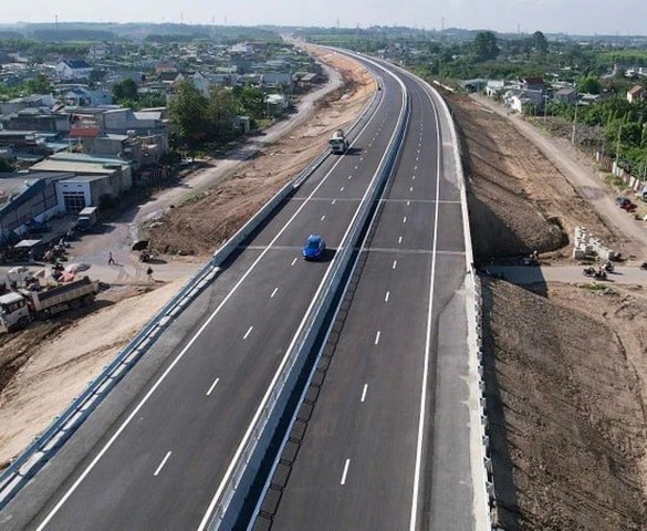 Cuối tháng này, chính thức thông xe tuyến đường 21.500 tỷ nối 2 thành phố giàu nhất Việt Nam