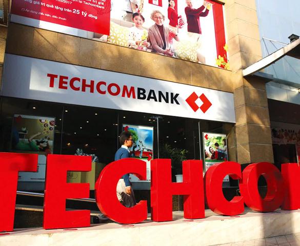 Techcombank lập kỷ lục lợi nhuận quý II, lãi 18.500 tỷ đồng sau 6 tháng