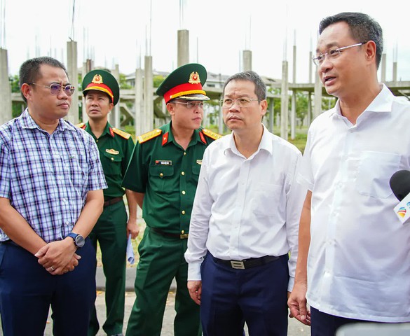 Nhếch nhác tuyến đường tỷ đô - Kỳ 2: Cuộc "đại phẫu" đánh thức nguồn lực đất đai