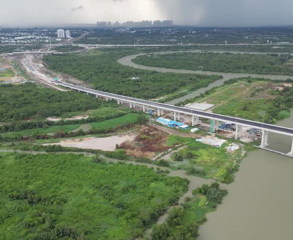 Việt Nam sắp xây thêm 4 cây cầu kết nối 2 thành phố giàu nhất cả nước