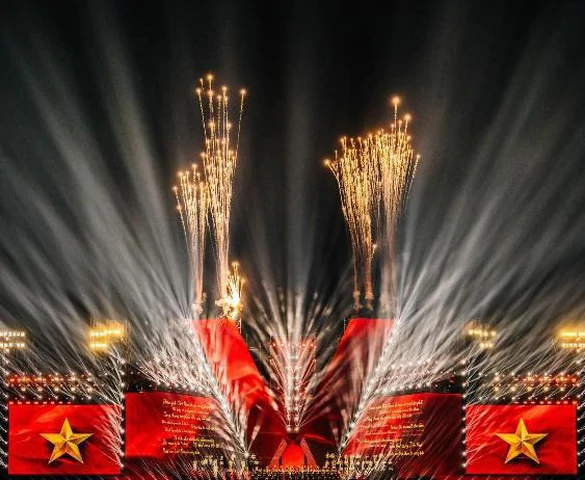 “Tổ quốc trong tim” về Van Phuc City: Concert Quốc gia lần đầu đến miền Nam