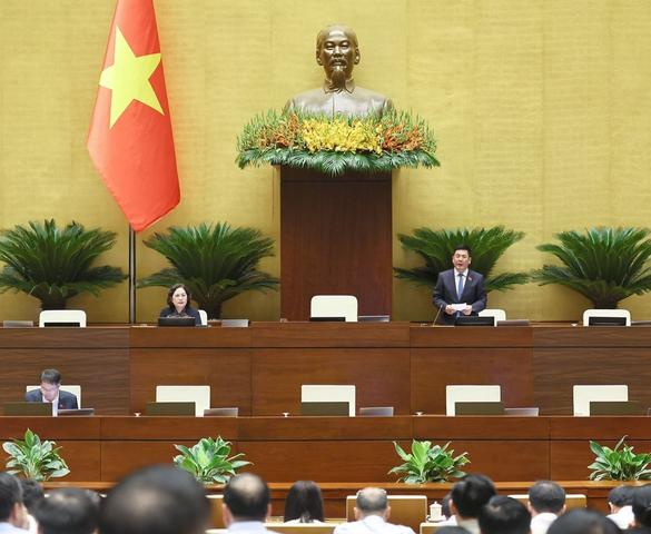 Quốc hội thảo luận Luật sửa đổi, bổ sung một số điều của 10 luật có liên quan đến nông nghiệp và môi trường