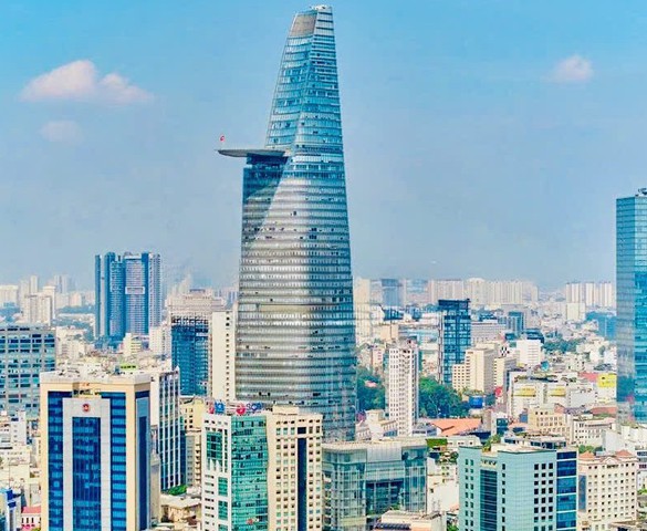 Văn phòng TP.HCM: Nhu cầu tăng, giá cho thuê vẫn giảm