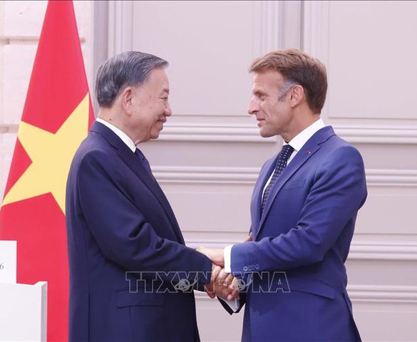Tuyên bố chung về việc thúc đẩy triển khai khuôn khổ đối tác chiến lược toàn diện Việt Nam - Pháp