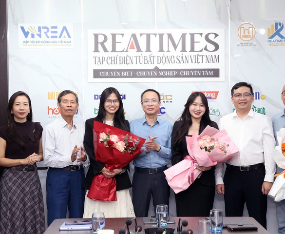 Bổ nhiệm Giám đốc và Phó Giám đốc Trung tâm Dịch vụ Sản xuất Nội dung Số, Tạp chí điện tử Bất động sản Việt Nam