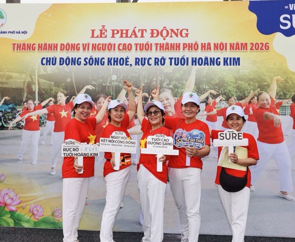 Vinamilk Sure đồng hành cùng người cao tuổi chủ động sống khỏe