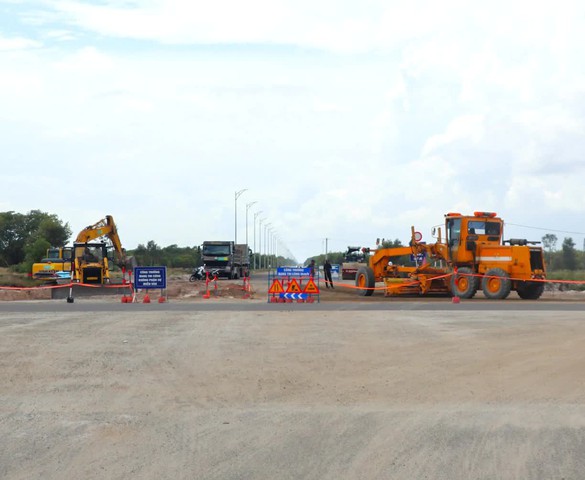 Nỗ lực đưa tuyến đường ven biển nối 2 đầu thành phố đáng sống nhất Việt Nam về đích