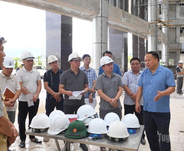 Tuyên Quang: Chủ tịch UBND tỉnh kiểm tra tiến độ thi công, thực hiện Dự án đầu tư xây dựng Bệnh viện Đa khoa tỉnh