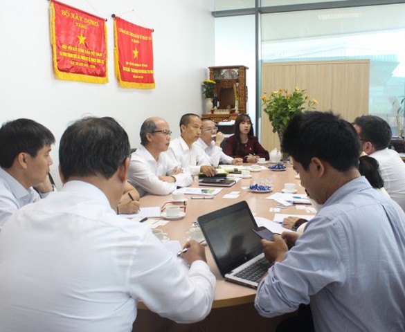 VNREA leaders to greet the French Development Agency delegation