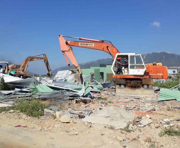 Khánh Hoà: "Nóng" chuyện xây dựng trái phép, sai quy hoạch