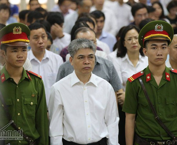 Tử hình Nguyễn Xuân Sơn, chung thân Hà Văn Thắm
