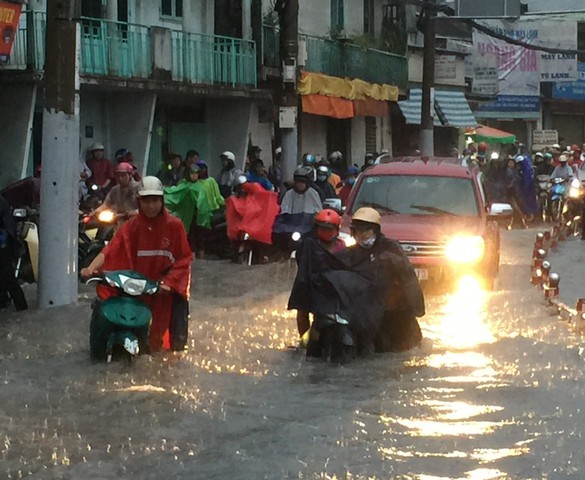 9 nguyên nhân chính gây ngập úng ở TP.HCM