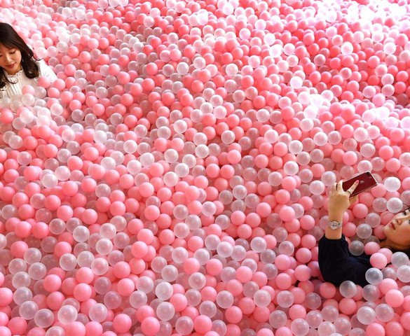Pop-up museum craze hits Asia’s malls