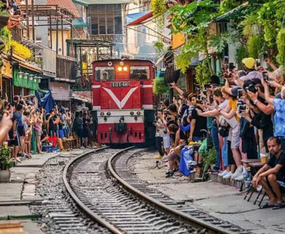 Hanoi Train Street off track as a global destination