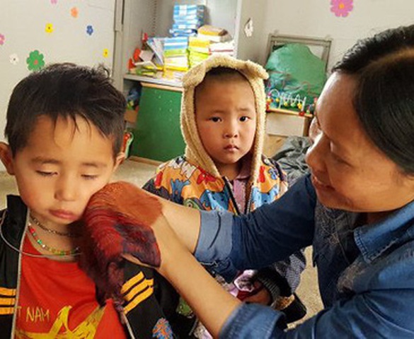 Cái giá của con chữ ở vùng cao