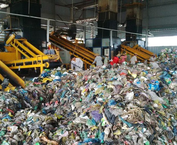 Xử lý chất thải: Một ngành công nghiệp còn đang chập chững